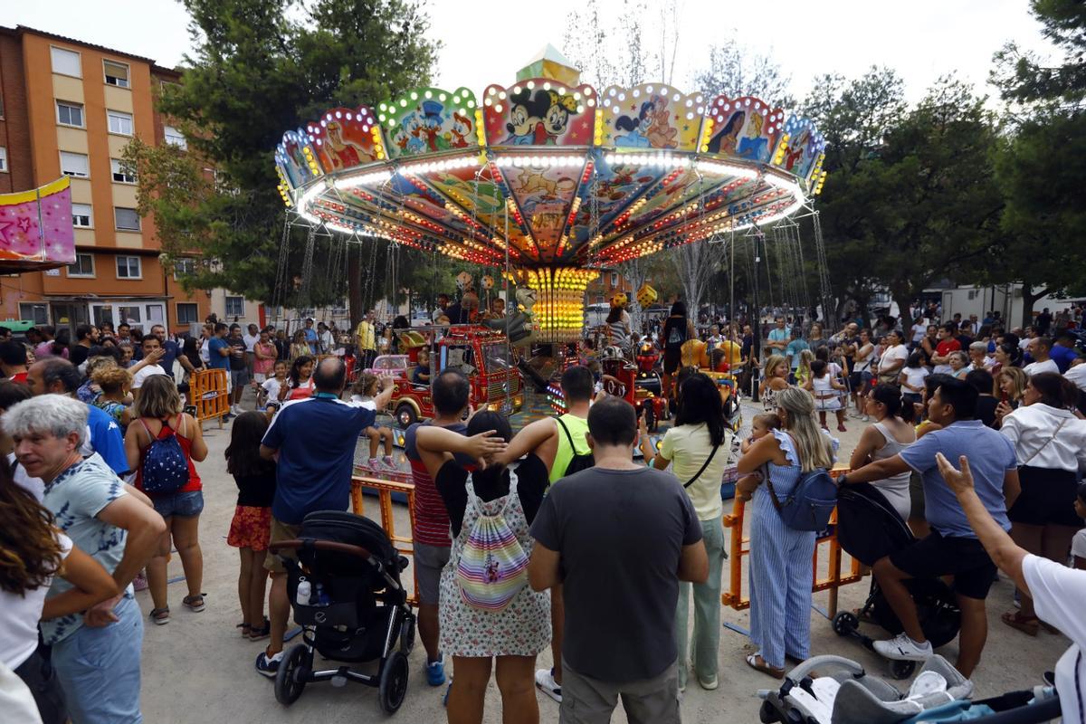 Gran ambiente en el inicio de las fiestas de San José