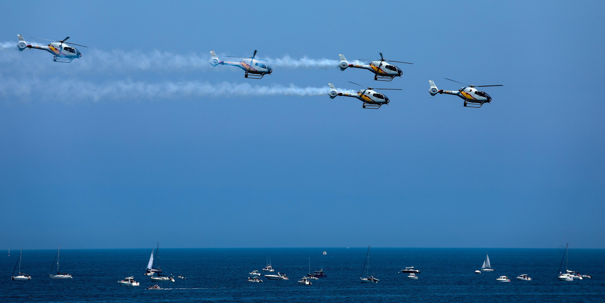 En imágenes: Espectacular y multitudinario regreso del festival aéreo en Gijón