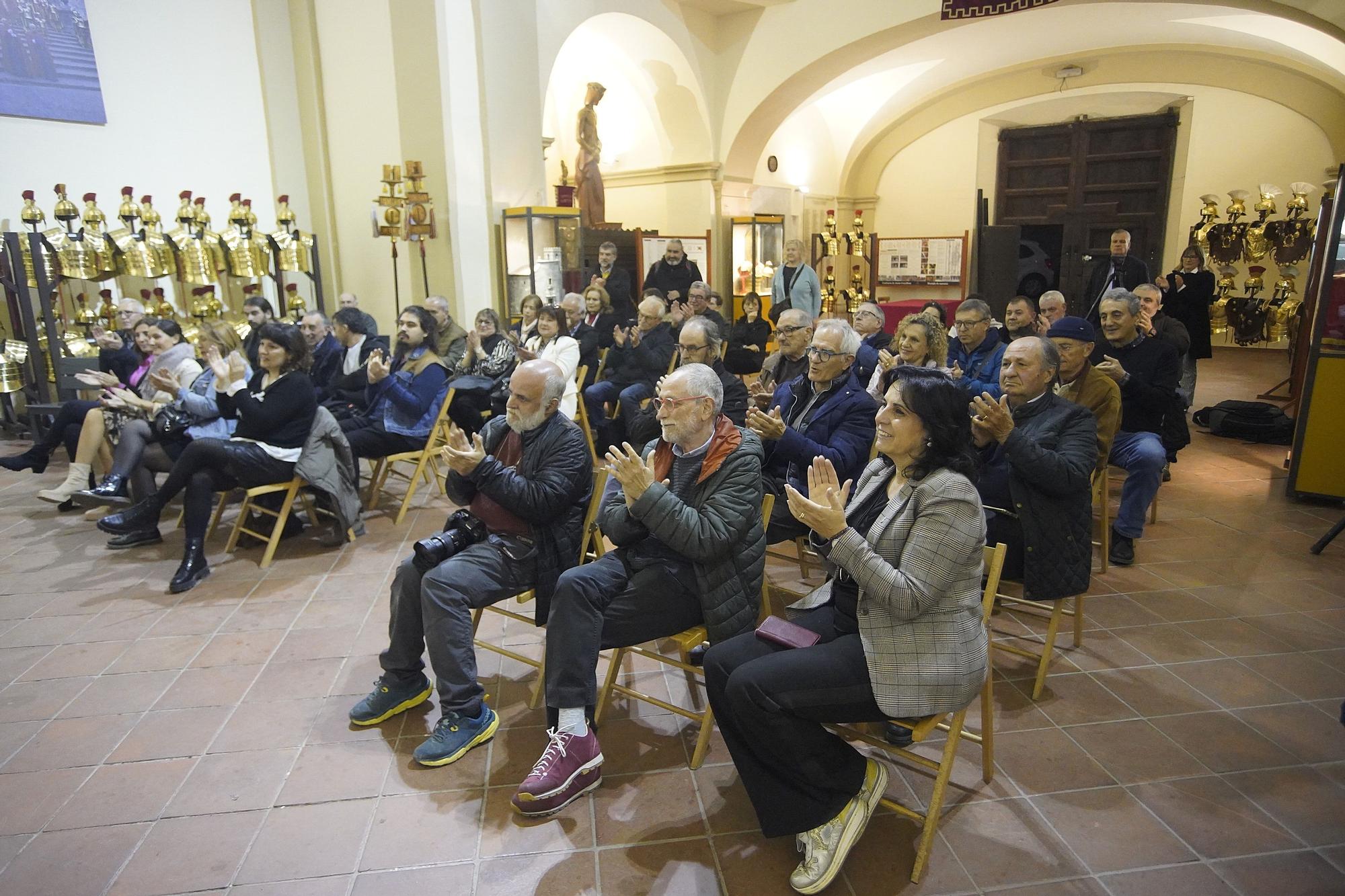 Els manaies de Girona reben noves escultures de Max Varés