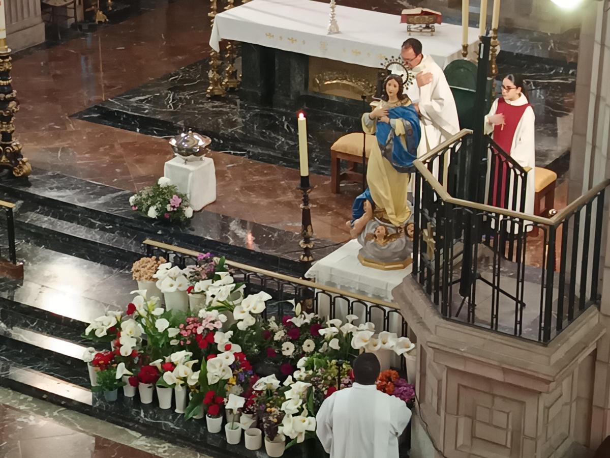 Flores para la Asunción.