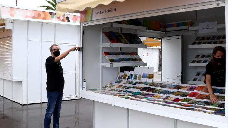 La 38a Setmana del Llibre en Català es prepara per a la seva inauguració, el 9 de setembre de 2020