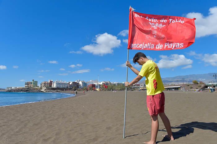 Playas cerradas al baño. Melenara