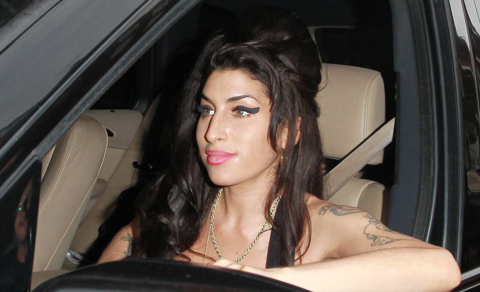 La cantante Amy Winehouse en una foto captada en Londres en 2010