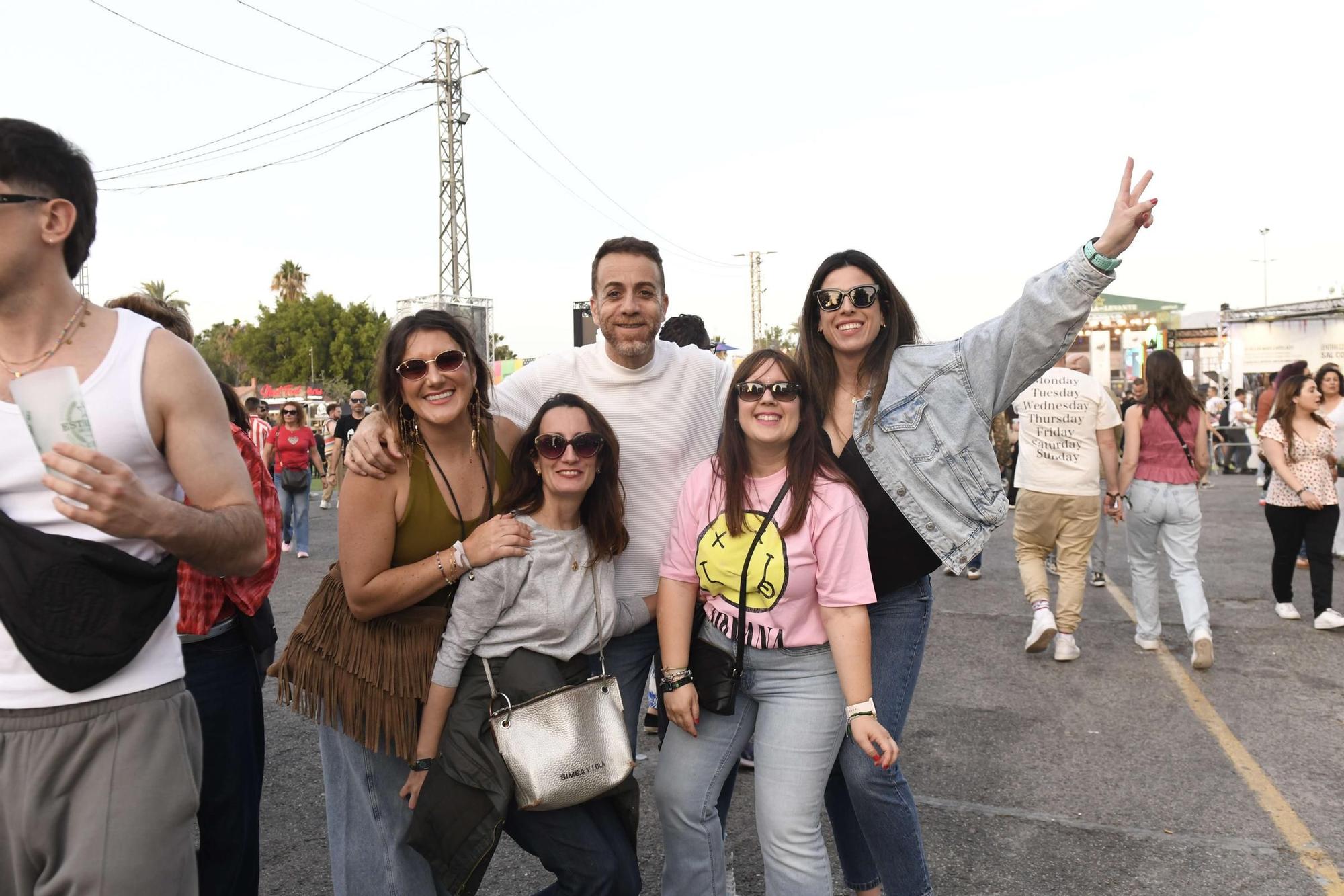 Actuación de Niña Polaca y ambiente en el Warm Up (III)
