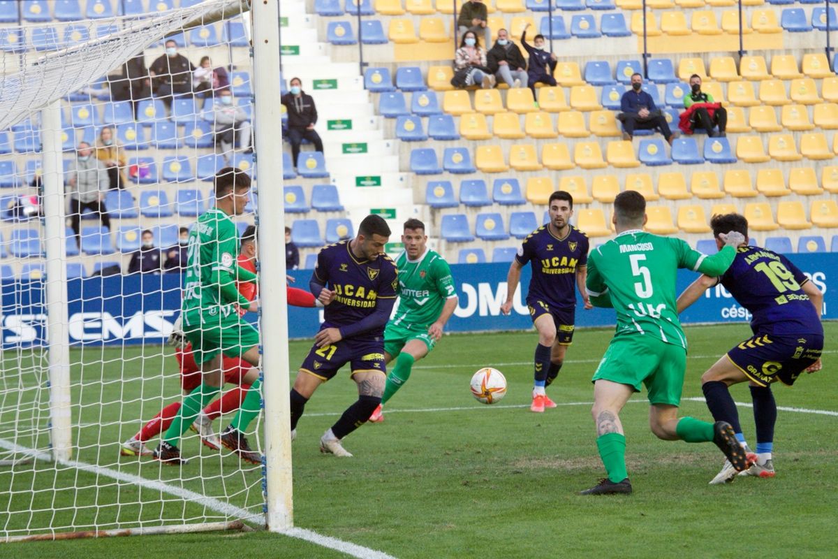 UCAM Murcia - UE Cornellà