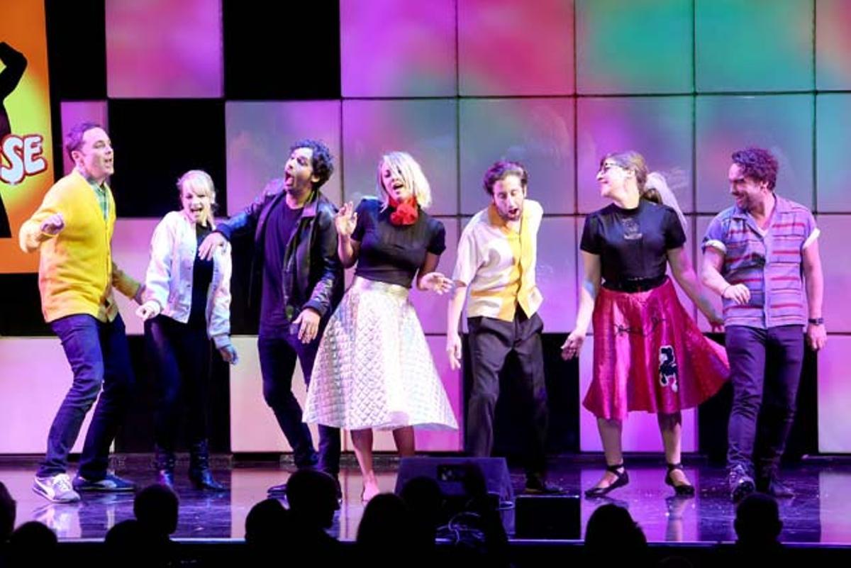 Los protagonistas de 'The Big Bang Theory' sacaron su lado más cantarín por una buena causa.