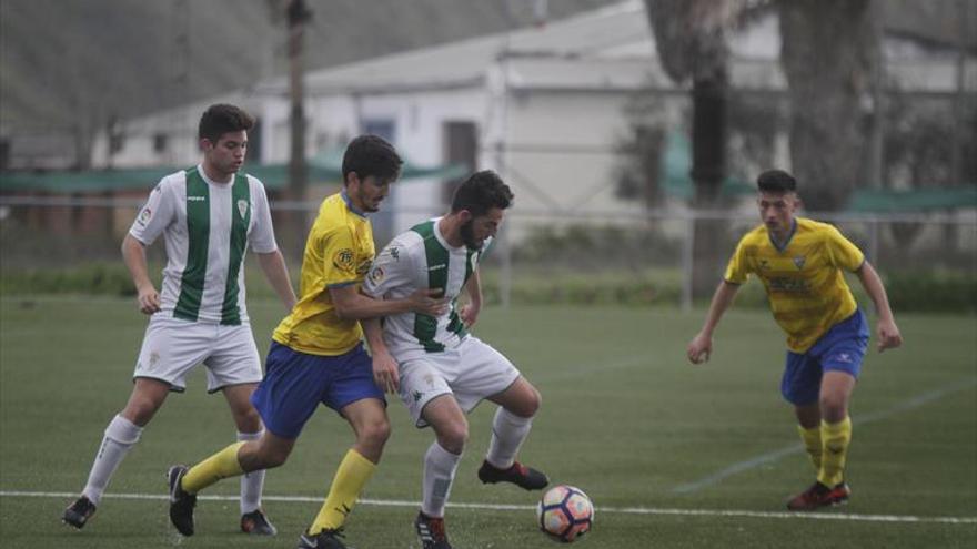 El Córdoba cae ante el Tomares