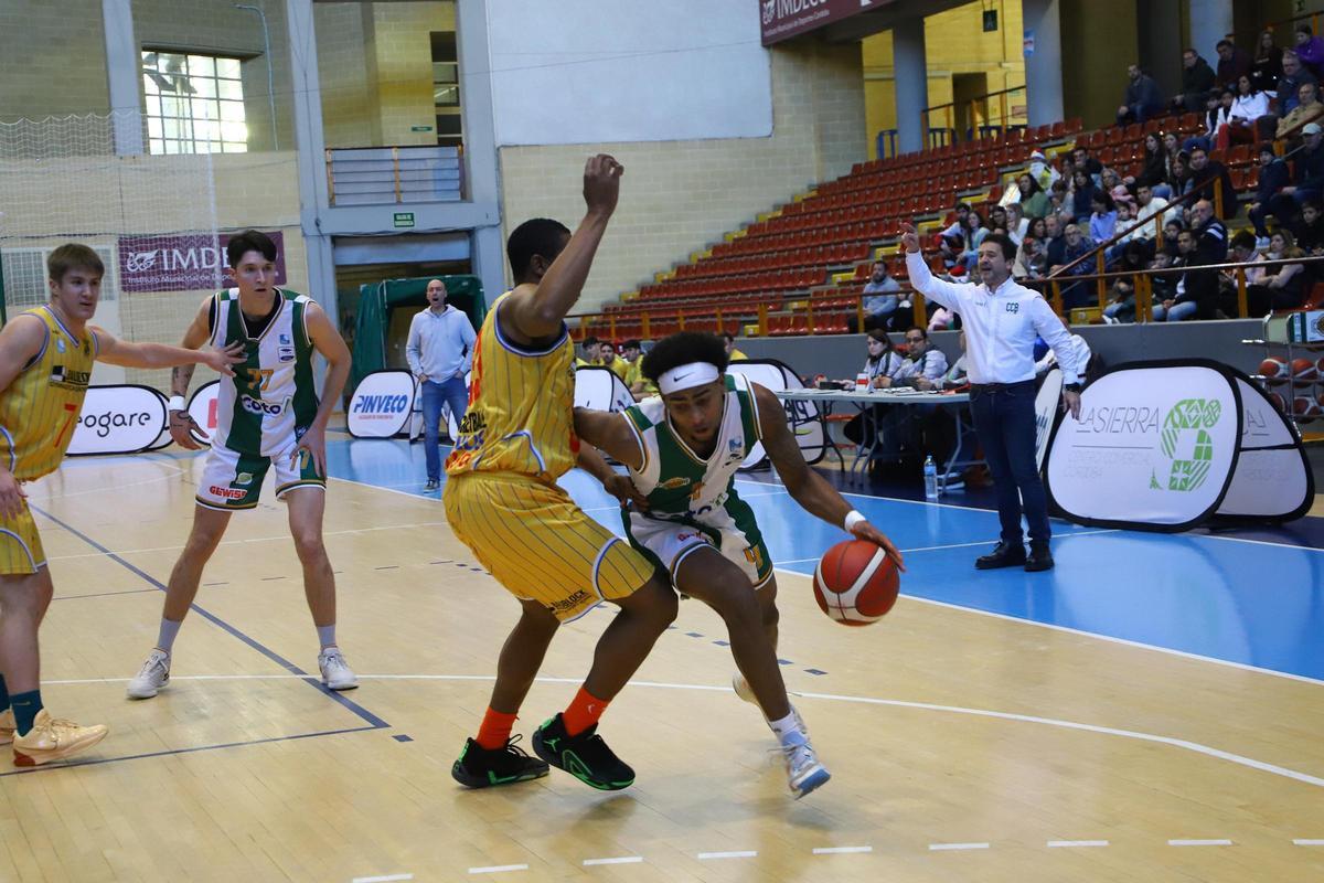 Coto Córdoba Baloncesto-Portuense: el partido de Liga EBA en imágenes