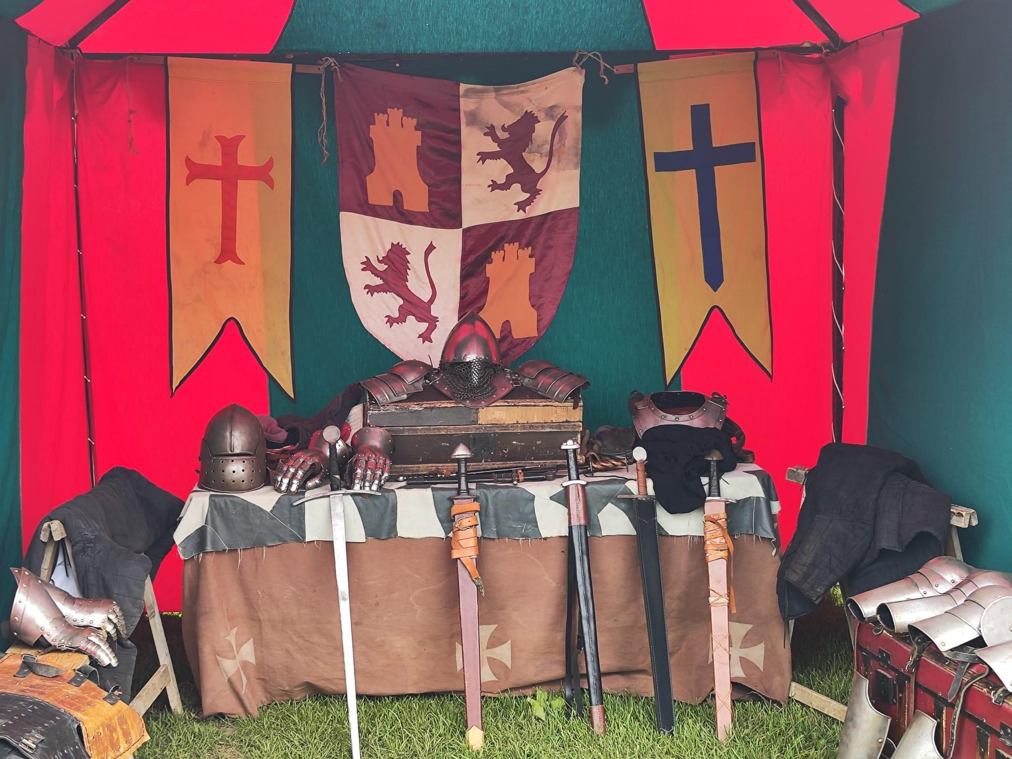 Todo listo para la gran cena y torneo medieval de Llanera