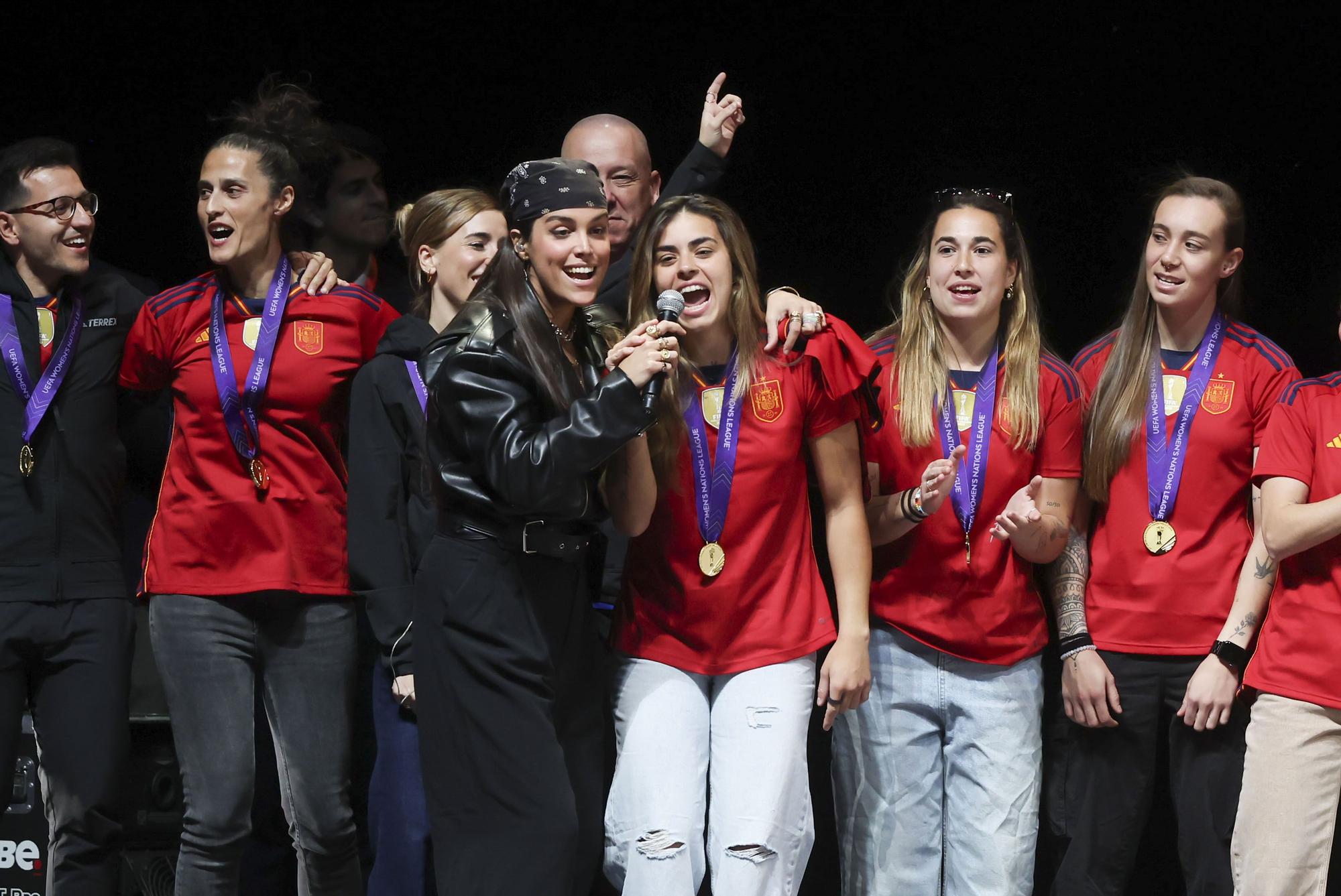 Celebración de la selección española tras ganar la Liga de Naciones Femenina