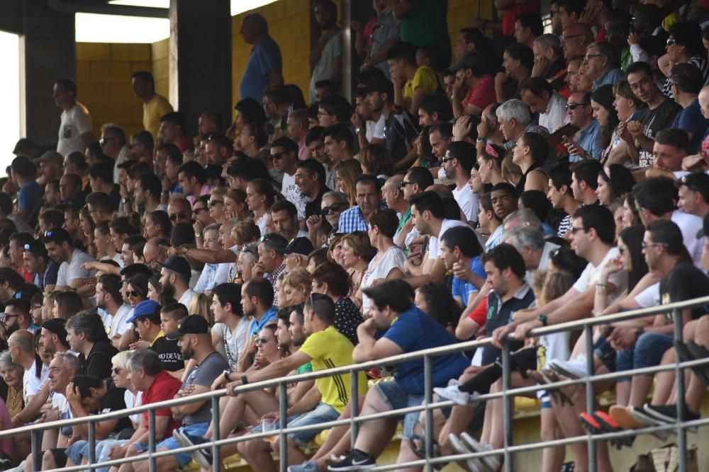 Carlos Pereira igualó de penalti a dos minutos para la conclusión y con el equipo en inferioridad numérica desde el minuto 58