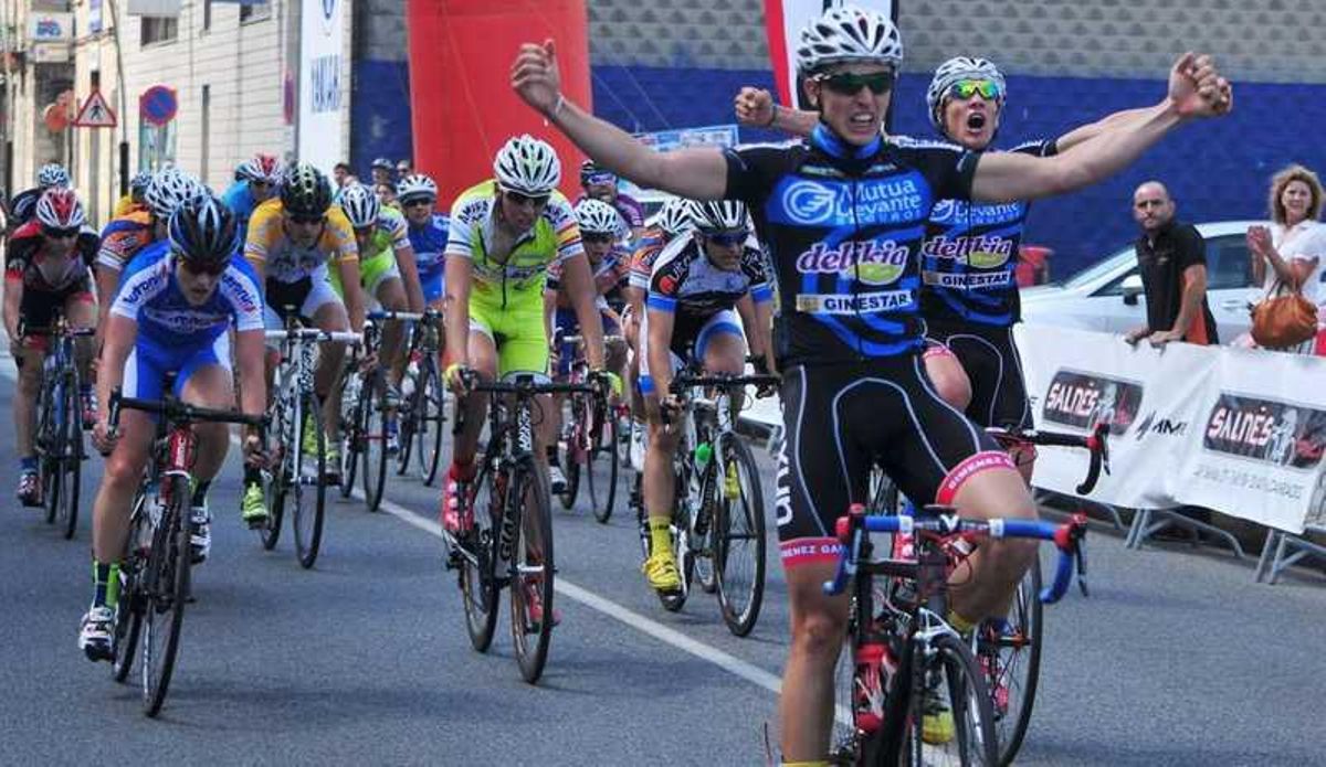 Carlos Cobos se corona en Cambados