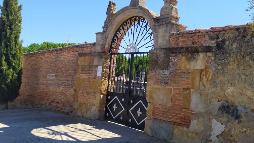 Entierran por error a un fallecido en la tumba equivocada en Sanzoles