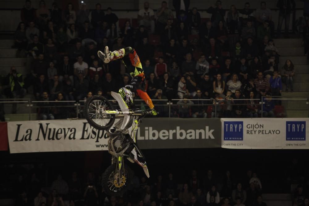 Las impresionantes imágenes del Freestyle de Gijón