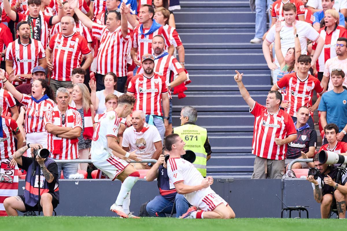 Joaquin Martinez Oso of Sevilla FC celebrates after scoring the team's first goal during the LaLiga EA Sports match between Athletic Club and Sevilla FC at San Mames on August 22, 2026, in Bilbao, Spain. AFP7 22/08/2026 ONLY FOR USE IN SPAIN. Ricardo Larreina / AFP7 / Europa Press;2026;SPAIN;SPORT;ZSPORT;SOCCER;ZSOCCER;Athletic Club v Sevilla FC - LaLiga EA Sports;