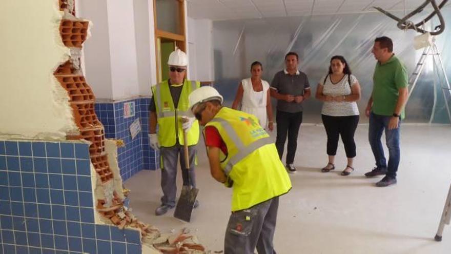 La Nucía habilita un aula en Sant Rafel ante el «colapso» del colegio