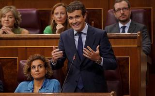 La dimisión de Montón rompe la estrategia de Casado