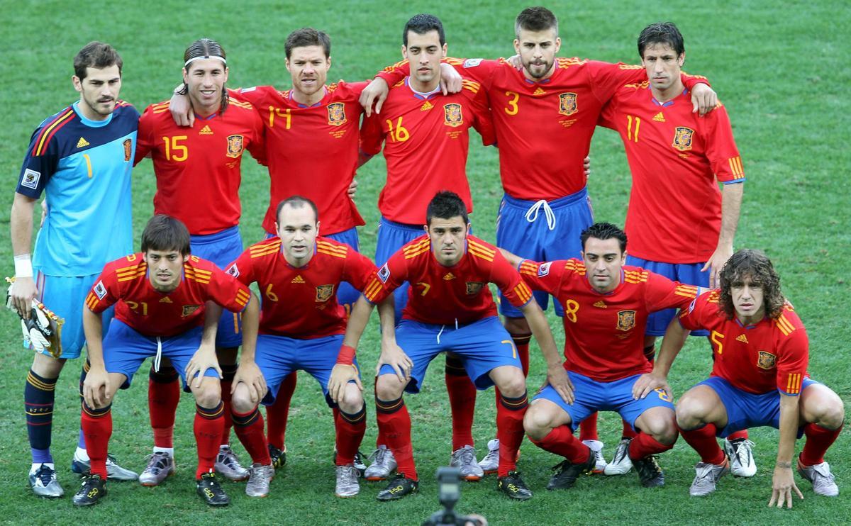 Una imagen del once inicial del Suiza- España del Mundial 2010 en Sudáfrica