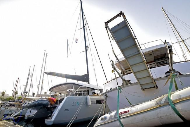 Primeras embarcaciones que llegan al Muelle ...