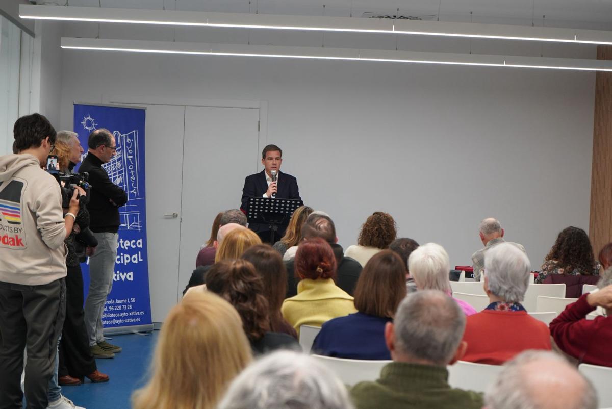 El alcalde de Xàtiva, durante la inauguración.
