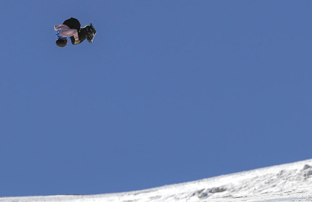 Las imágenes más impresionantes del Mundial de Snowboard de Sierra Nevada