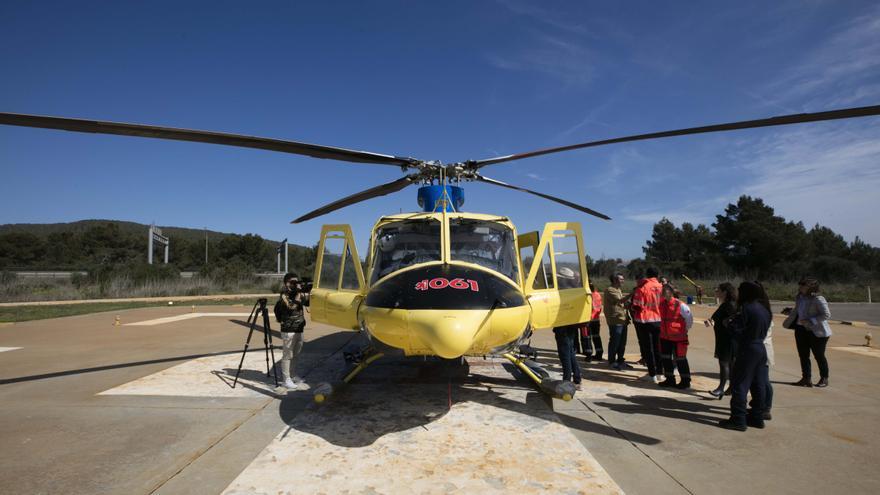 El 061 mejorará los tiempos de respuesta y cuenta ya con un nuevo helicóptero en Ibiza