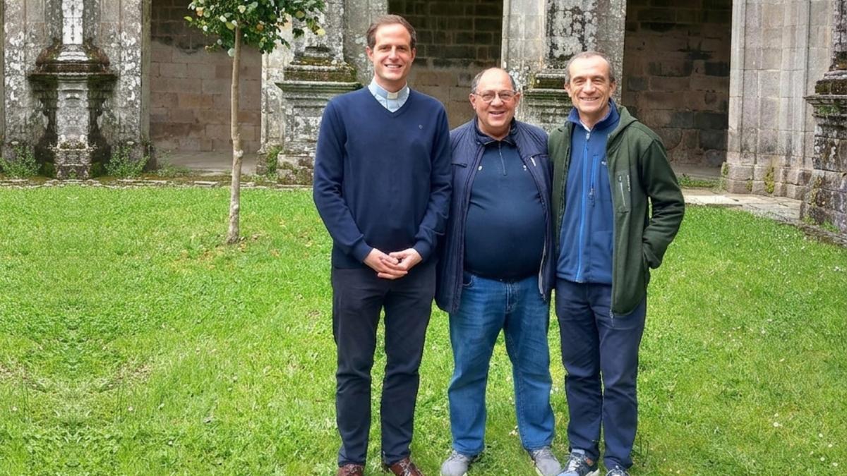 De izquierda a derecha, Daniel Cuesta, Fermín Rodríguez y Fernando Gálligo