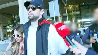 Bronca de Piqué y Clara Chía a su llegada a Madrid: "Te voy a dar una hostia"