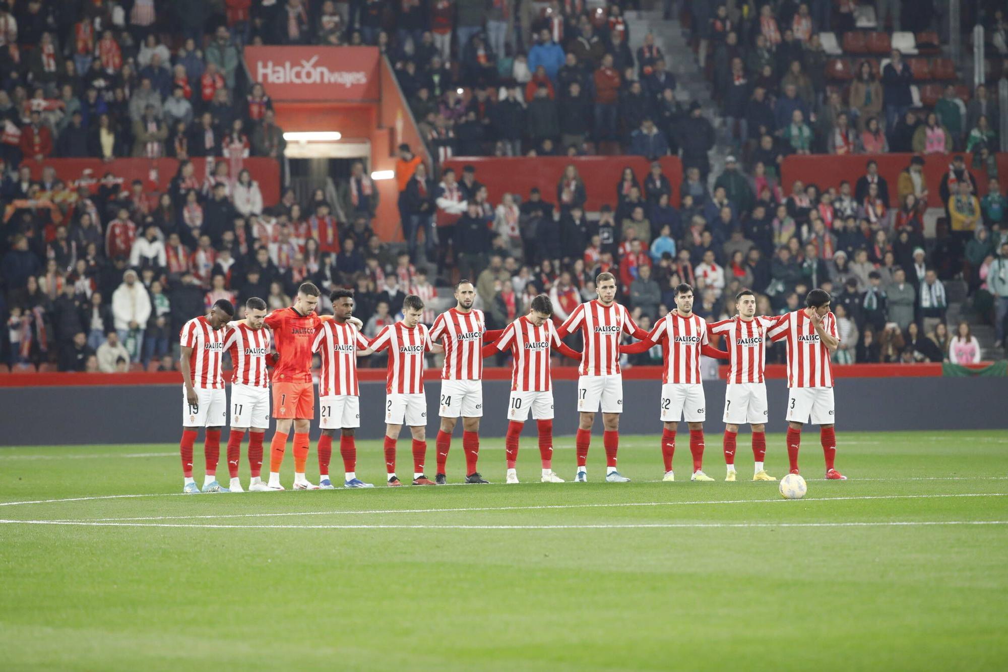 Así fue el partido entre el Sporting y el Racing de Ferrol