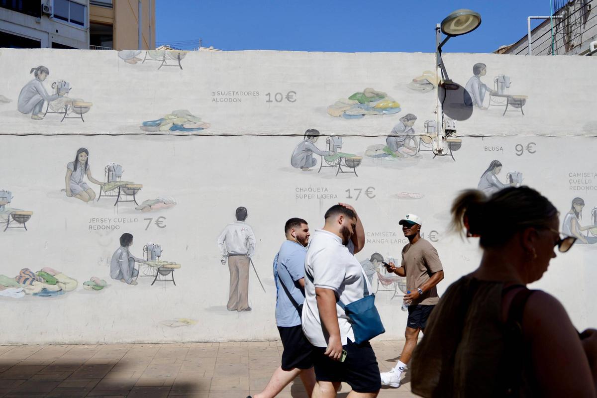 Los pasajes comerciales de València, un pedacito de la ciudad en las manzanas vecinales