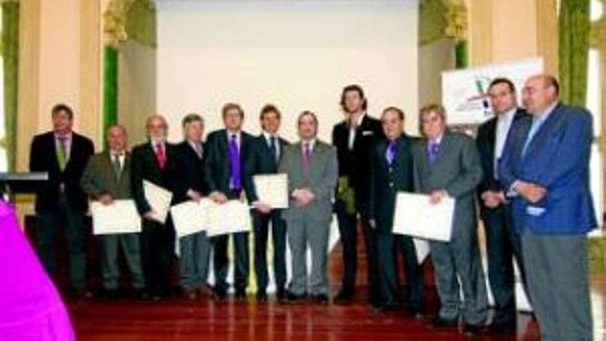 Lancho y Parejo reciben la insignia de Oro de la diputación