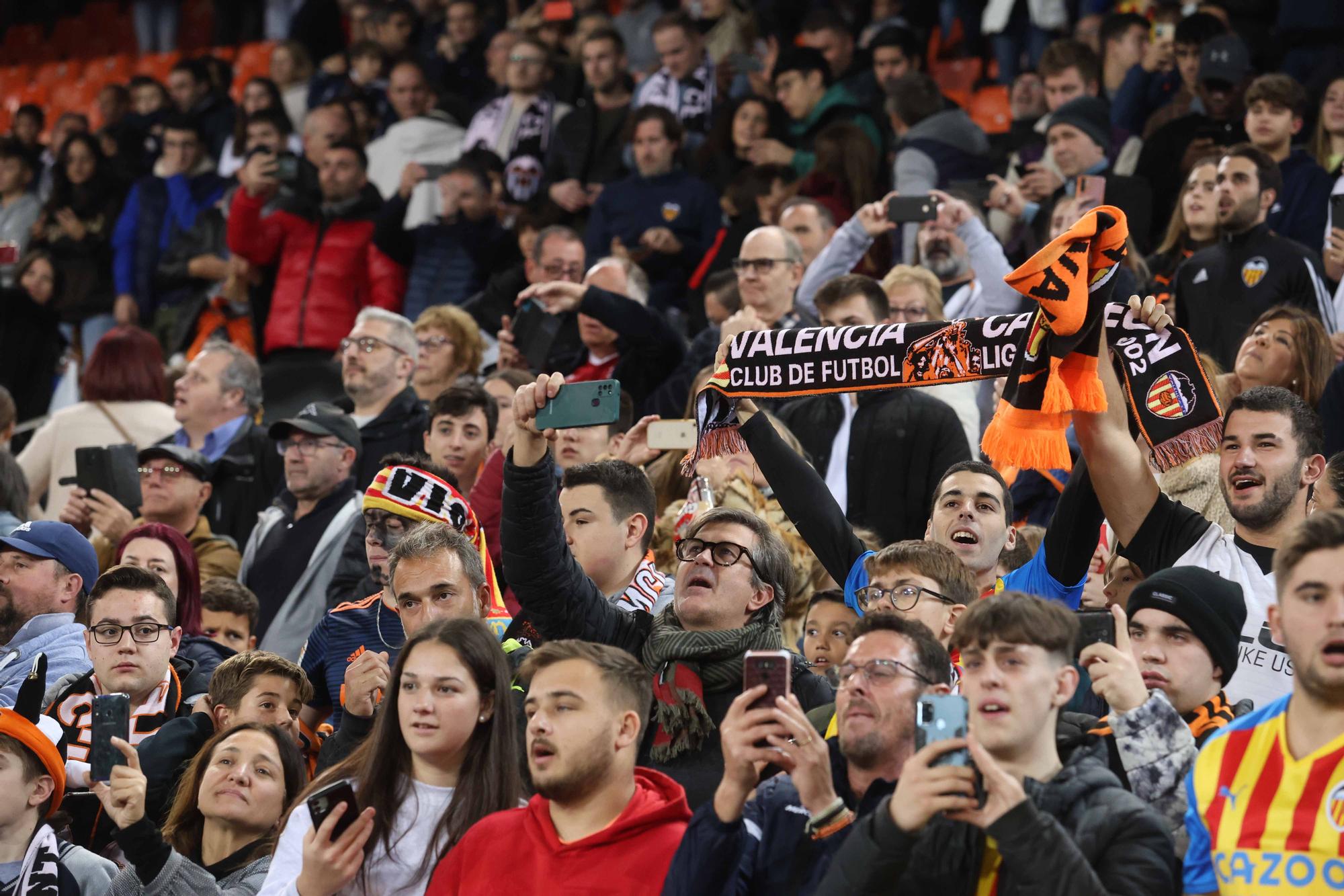 Valencia CF - Nottingham Forest en imágenes