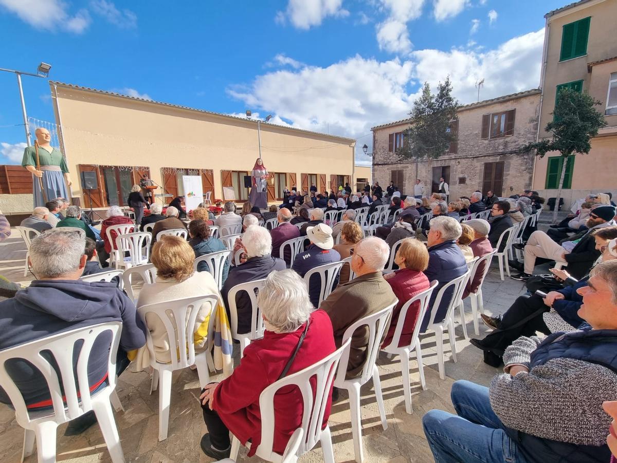 Lloret ha celebrado este año el centenario de su independencia con respecto al vecino municipio de Sineu.