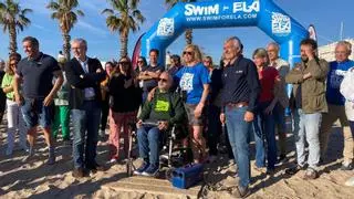 La FCN dona suport a la travessa solidària ‘’Swim For ELA’’ que va batre un rècord històric de recaptació