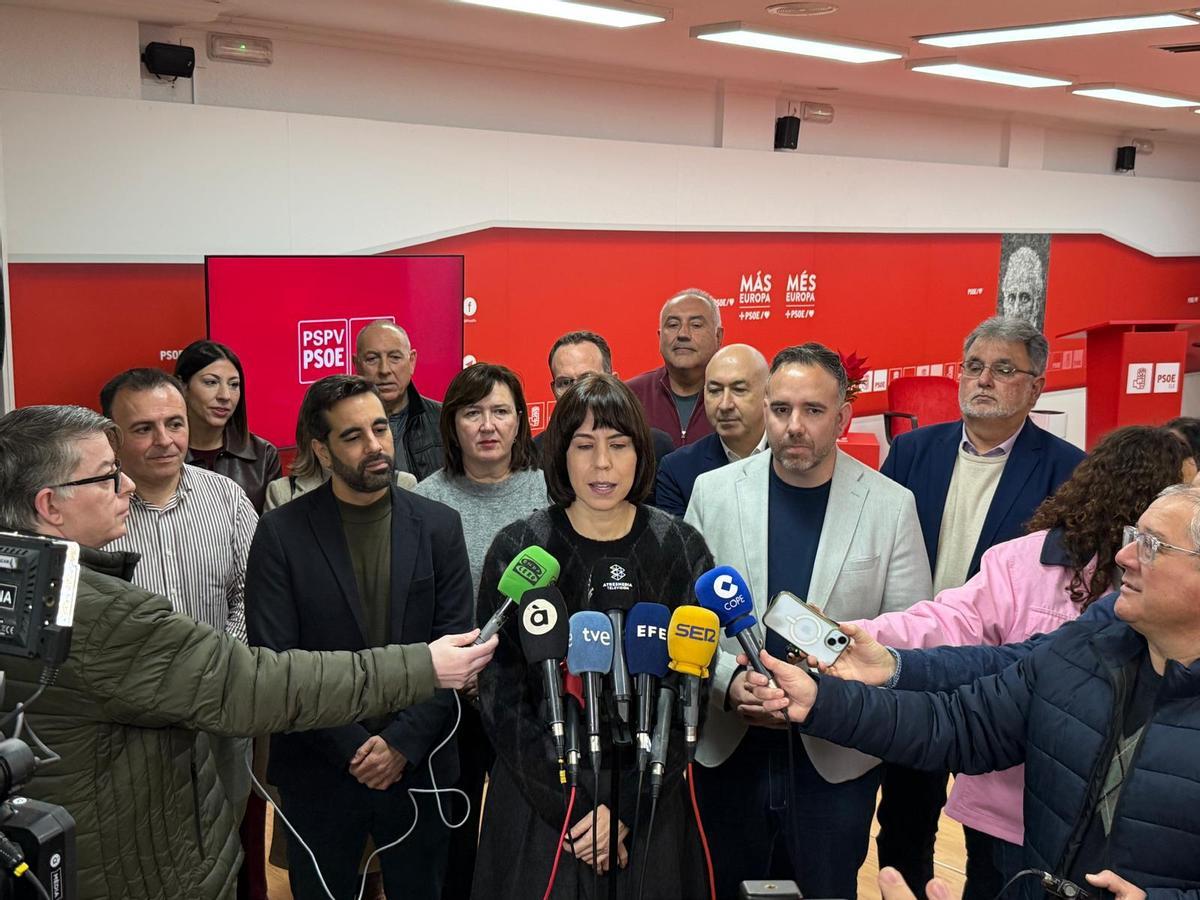 La ministra Diana Morant en la sede del PSOE en Elche este viernes