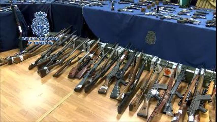 Dos arrestados en la Región al desmantelar la mayor red de contrabando de armas