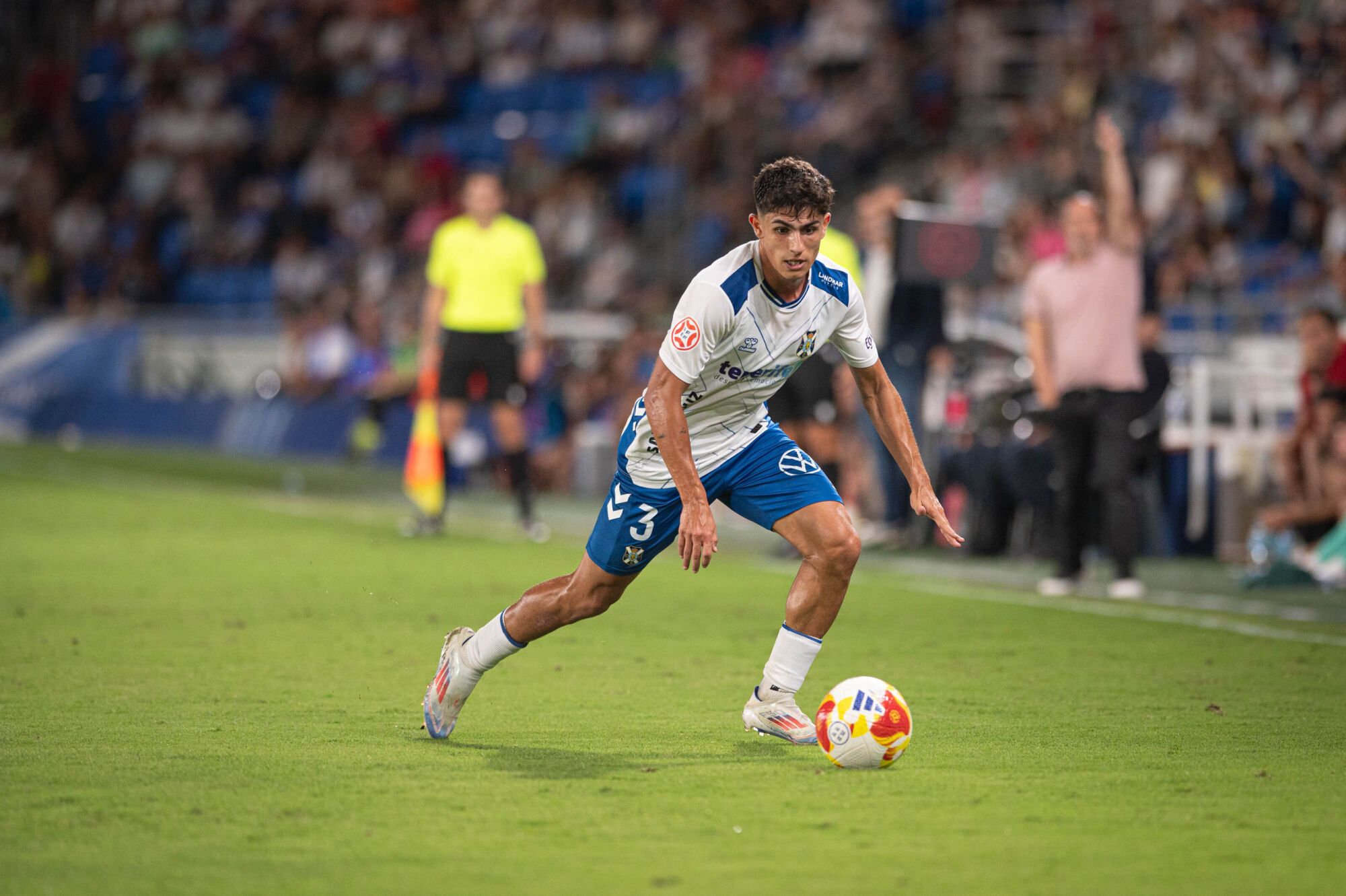Partido de Primera RFEF CD Tenerife-Zamora CF 