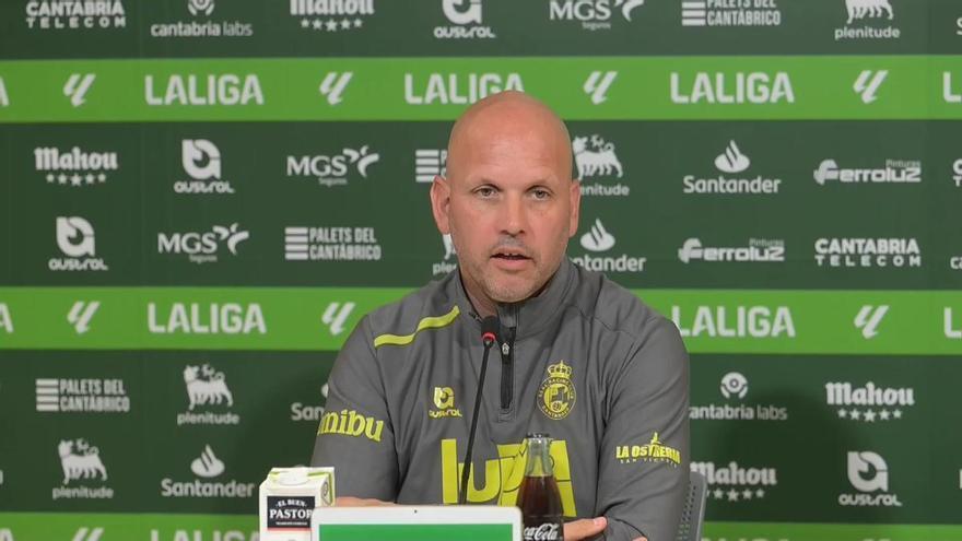 José Alberto: Lo importante es lo que pase en el partido y aislarnos de lo de fuera