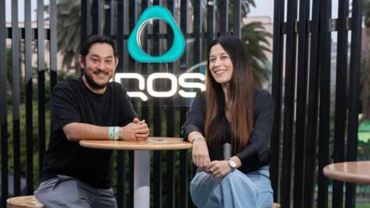 Janet Díaz, directora de Operaciones Comerciales, y Haruki Hayashi, director de Marketing