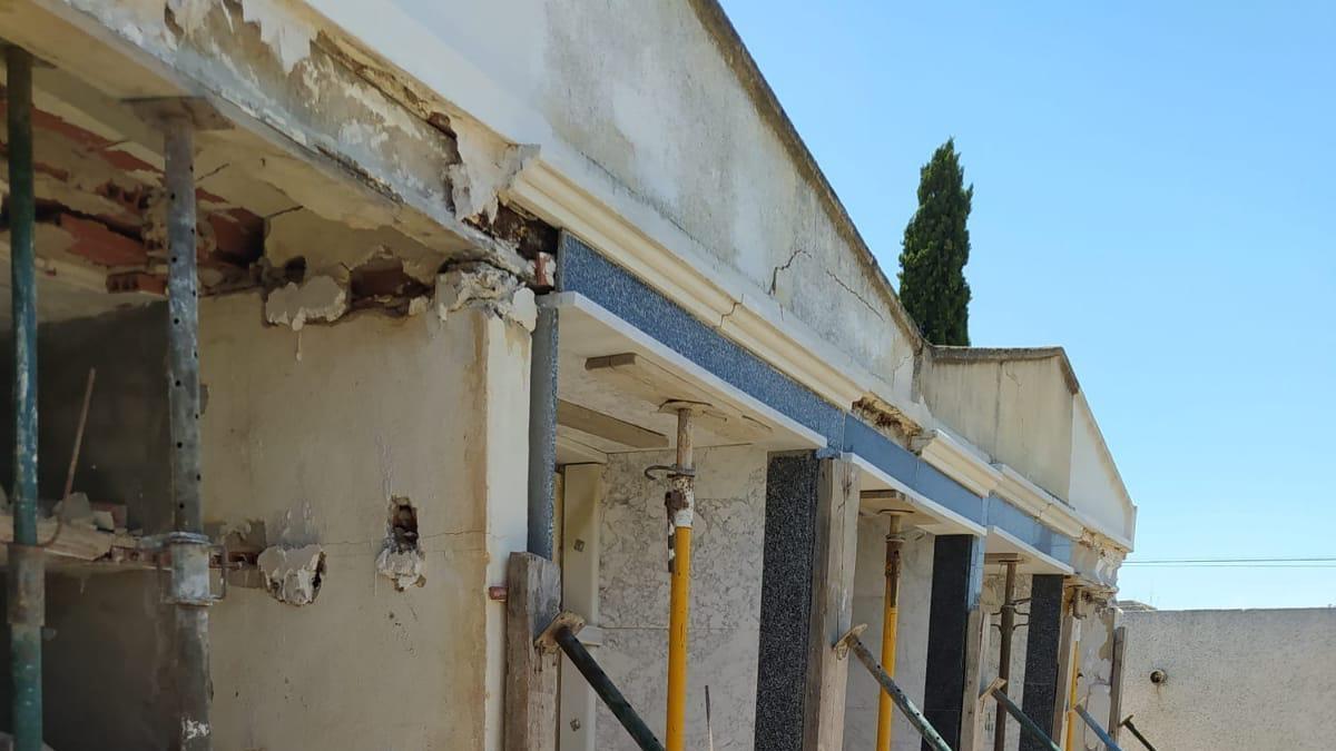 Los nichos en ruina del Cementerio de Casas del Señor y Chinorlet serán derribados