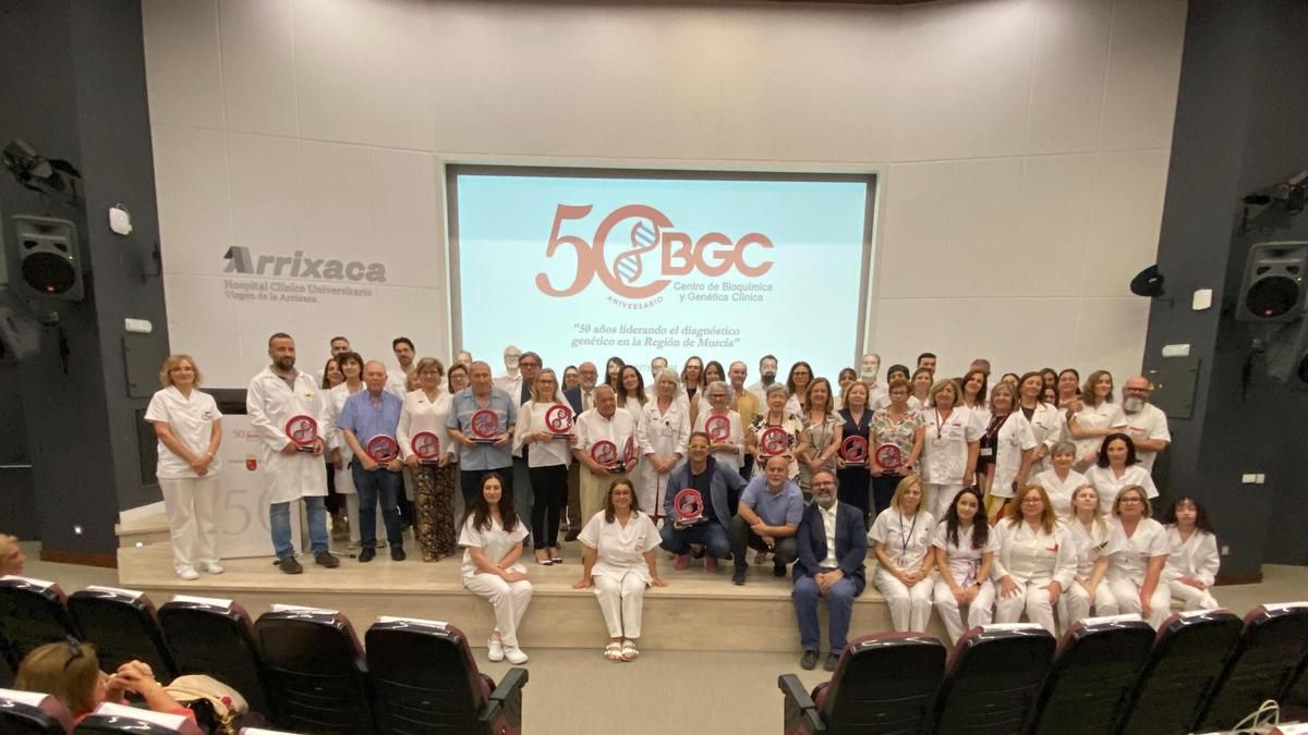 El acto del 50 aniversario sirvió para homenajear a los antiguos trabajadores.