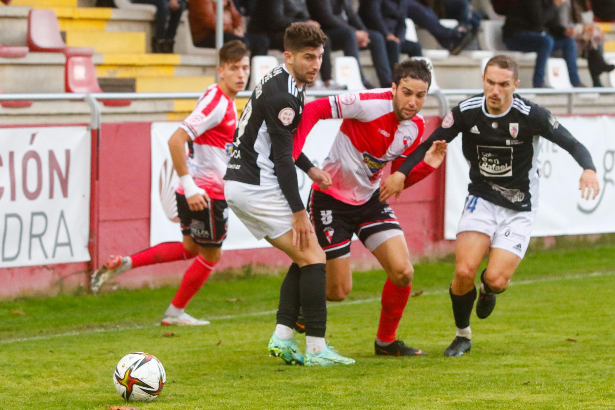 El Arosa-Compostela de A Lomba, en imágenes (0-1)