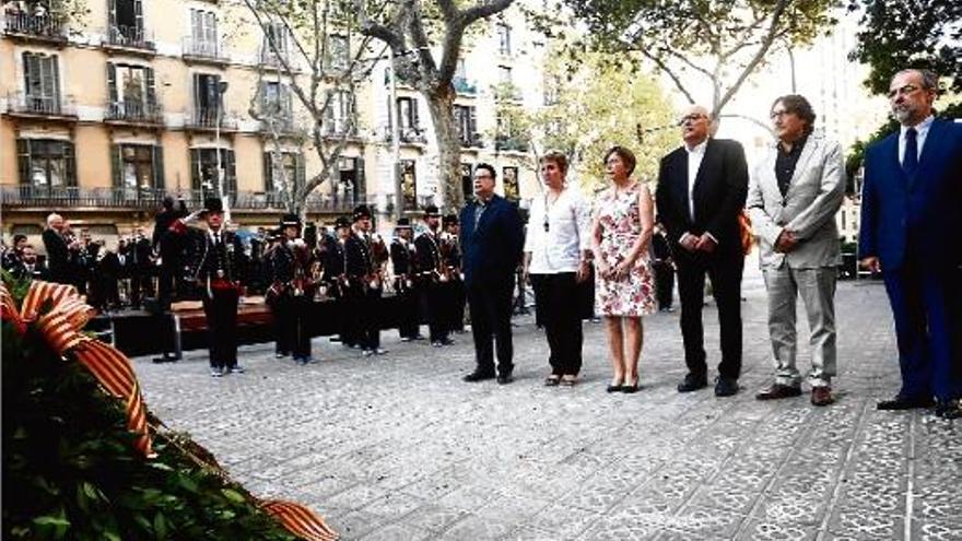 Puigdemont anuncia una nova proposta de referèndum a l&#039;Estat i eleccions en un any