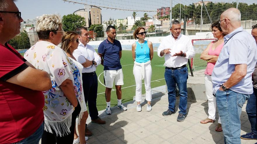 Santa Cruz invertirá tres millones en los campos de fútbol de La Salud y de Las Delicias