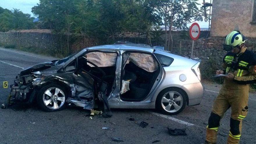 Un muerto y dos heridos en un choque frontal en la N-II a la altura de Calatayud