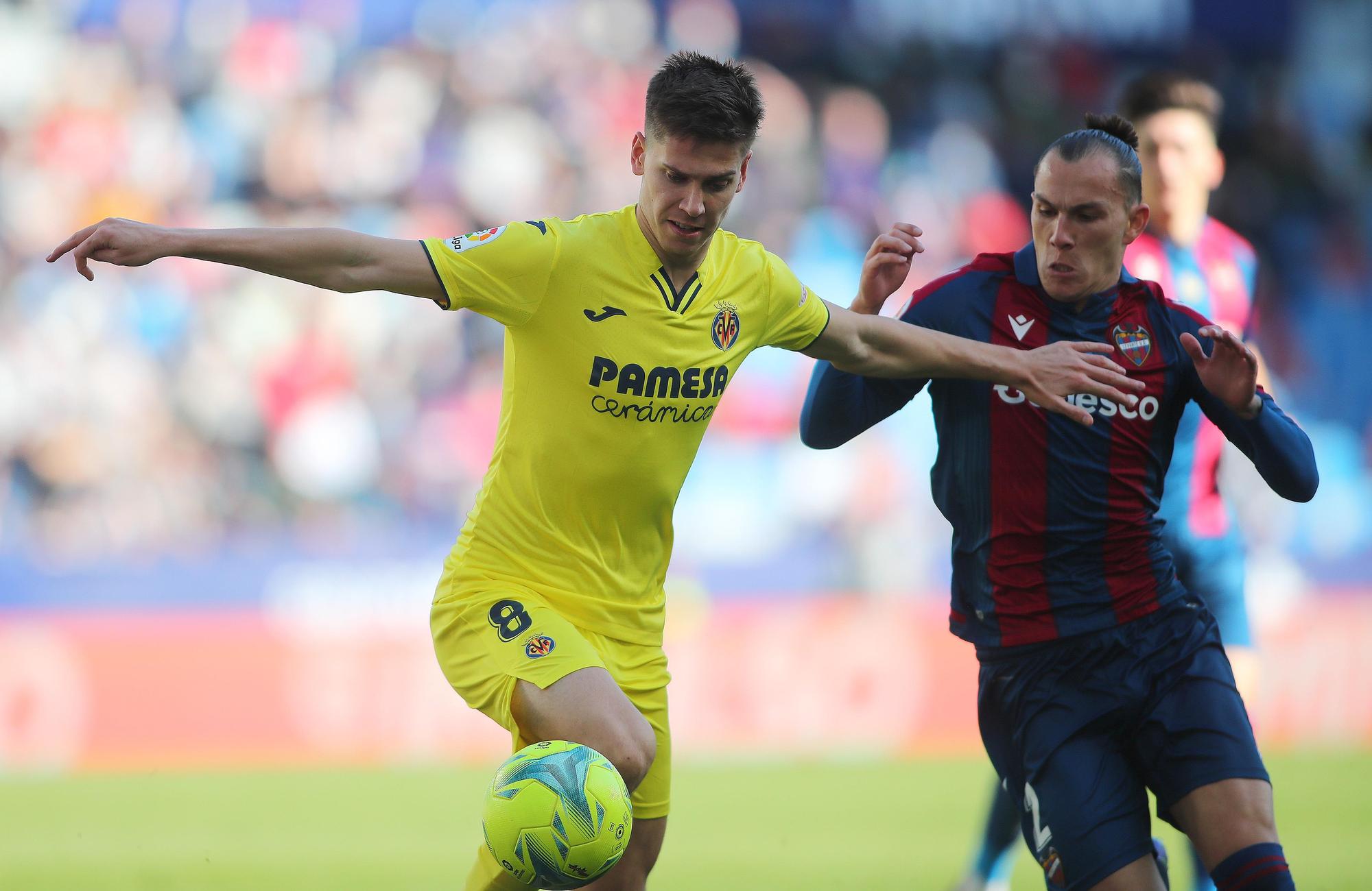 Las imágenes de la victoria del Levante frente al Villarreal en el Ciutat de València