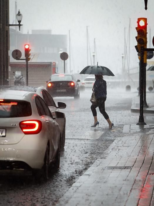 Tormenta veraniega en Gijón