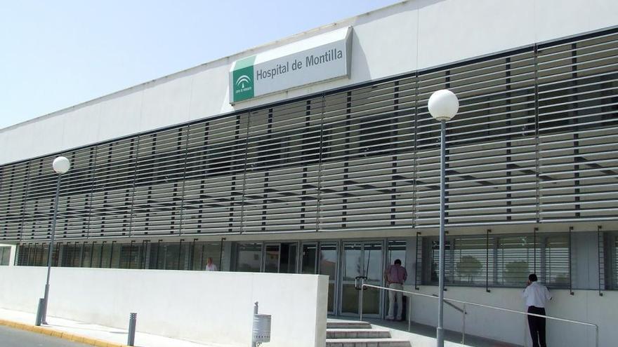 Denuncian la agresión de una paciente a dos profesionales del hospital de Montilla