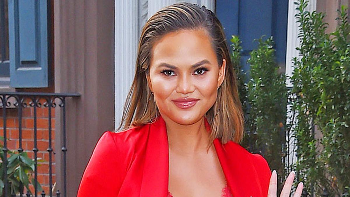 Chrissy Teigen, la premamá más sexy