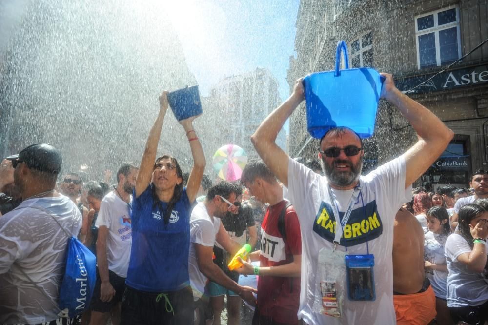 ¡Búscate en la Fiesta del Agua de Vilagarcía!